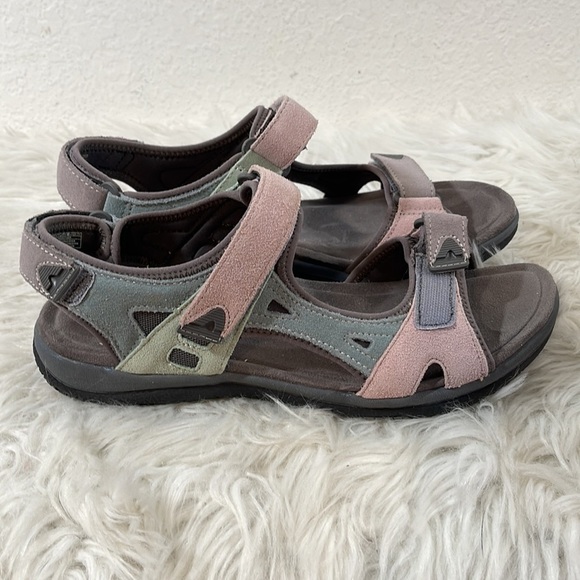 EARTH ORIGINS Skylar Round Toe Lightweight Casual Flat Sandals Size 11 NEW - Picture 6 of 16